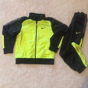 Jogging suits Boy size 6